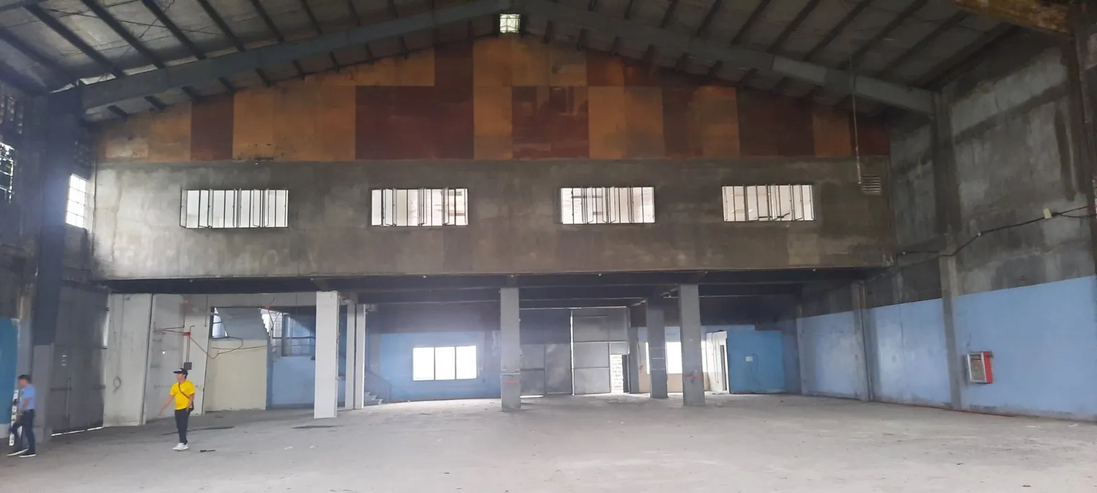 1560 SQM Las Pinas Warehouse Lease