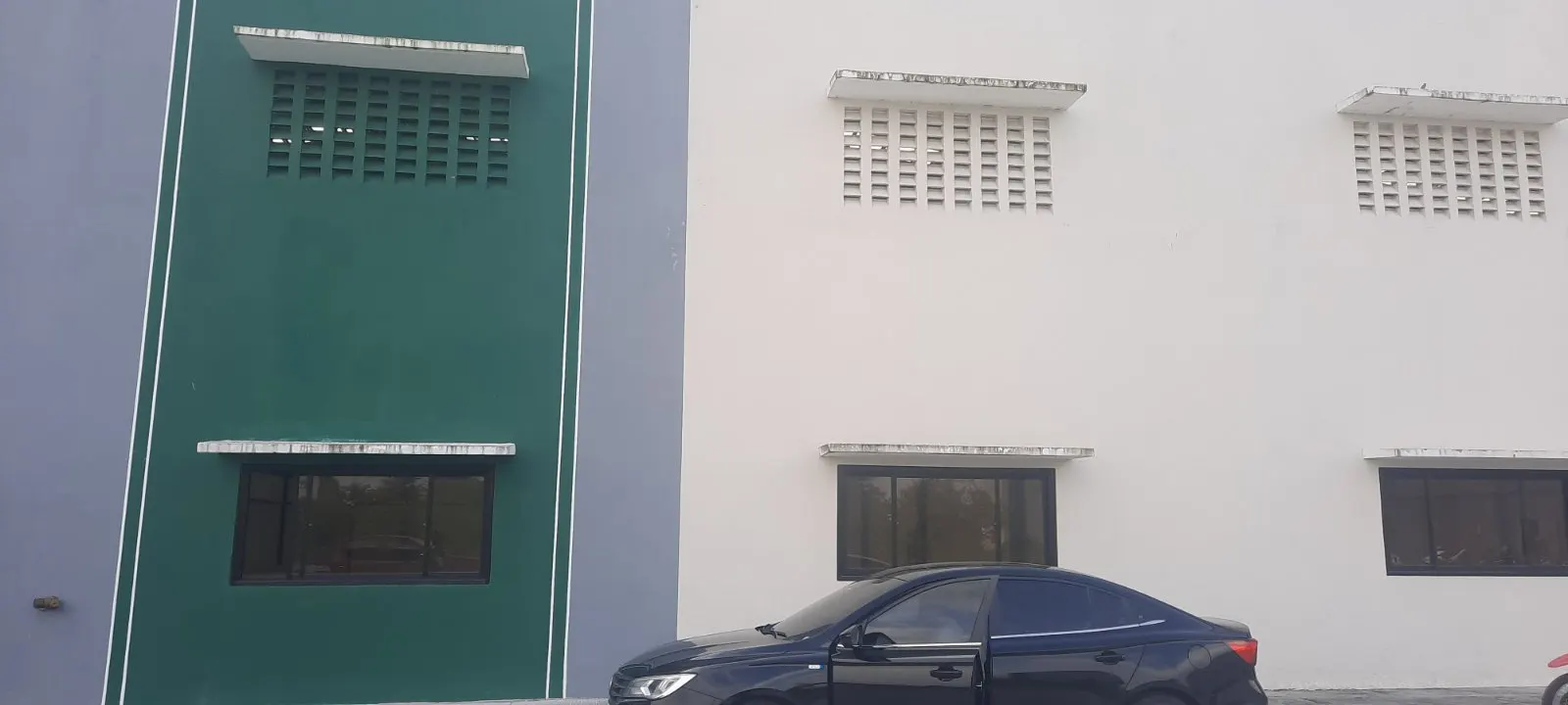 2400 SQM Naic Warehouse Lease
