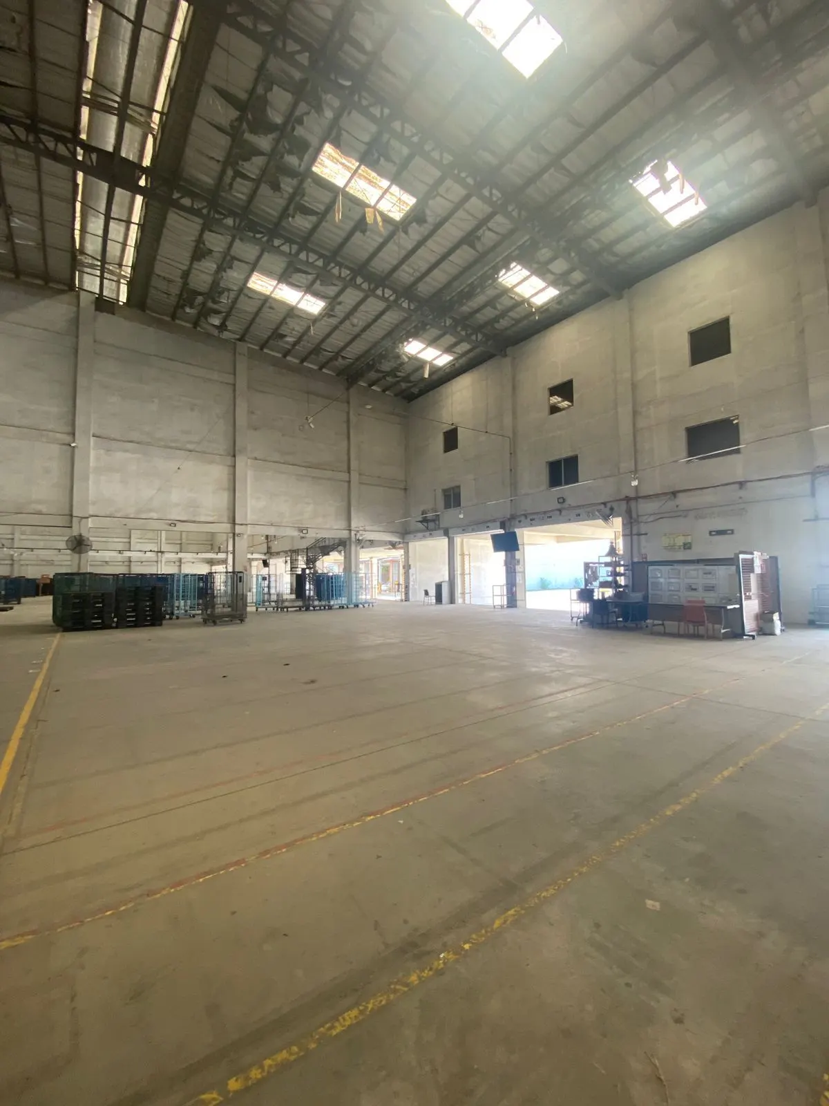 19800 SQM San Pedro Warehouse Lease