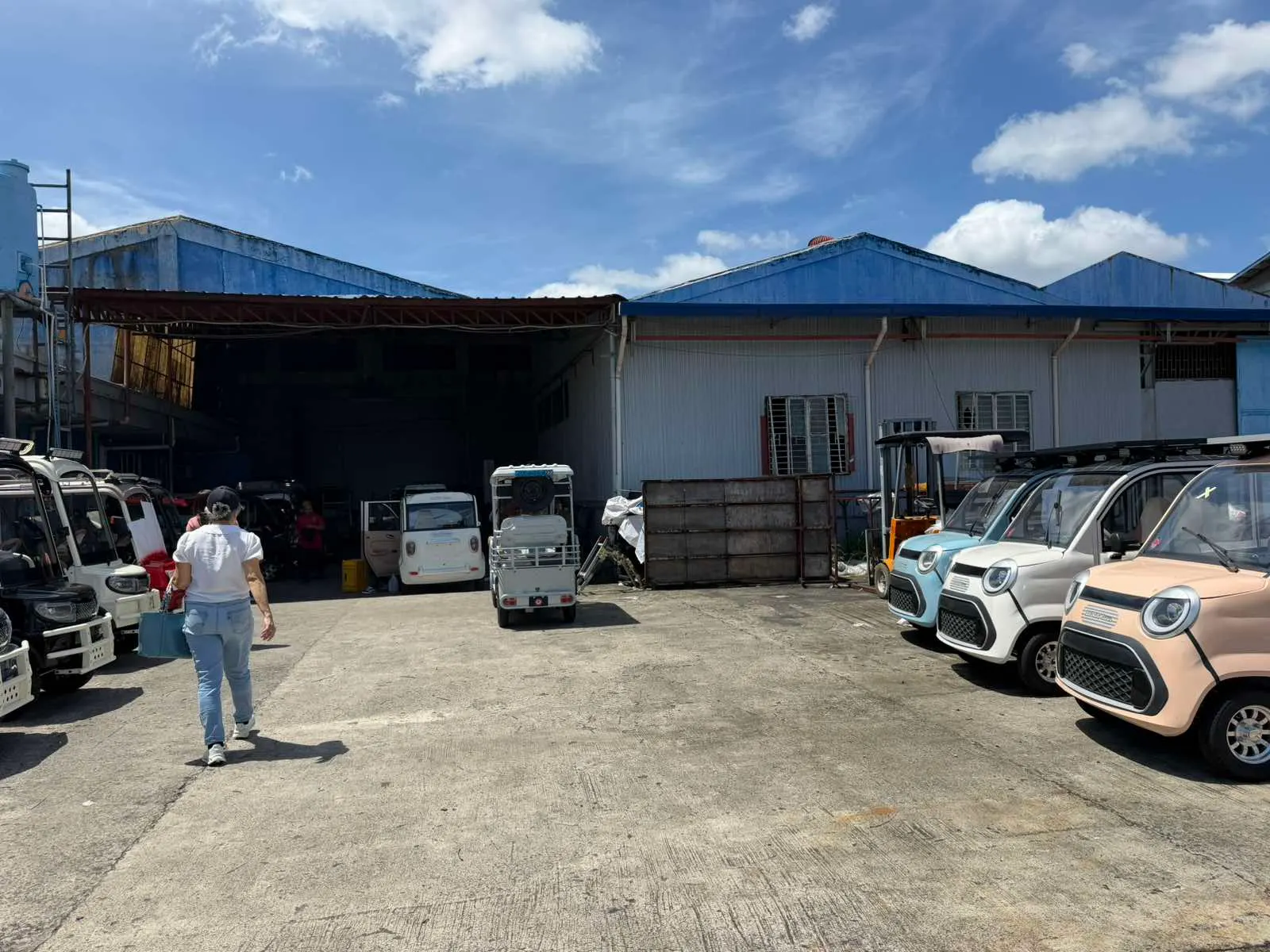 855 SQM Carmona Warehouse Lease