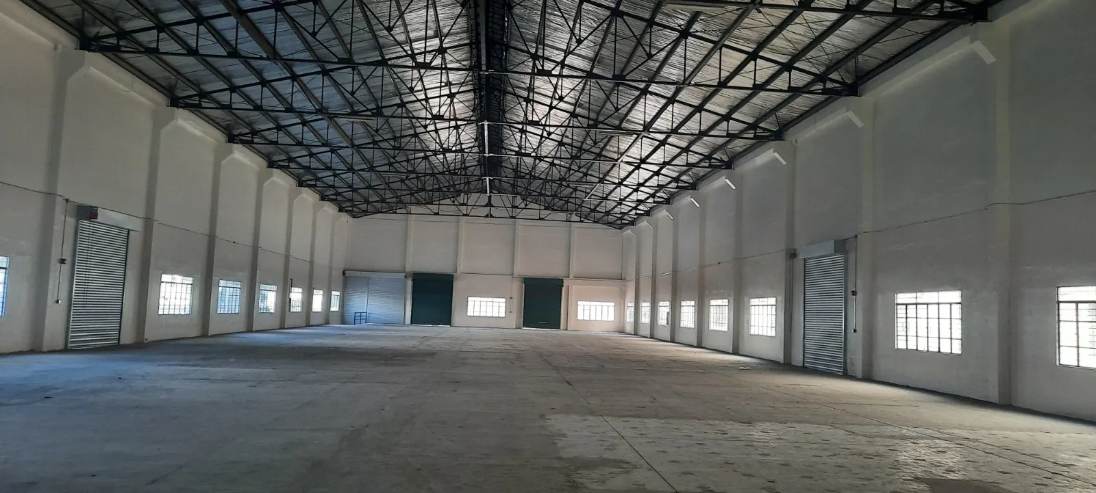 2084 SQM Cabuyao Warehouse Lease