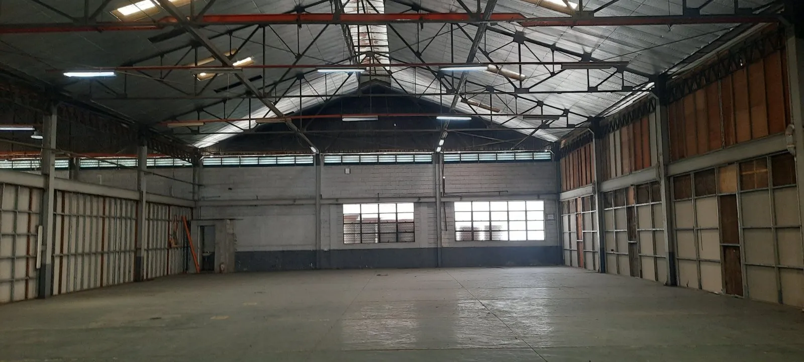 972 SQM Paranaque Warehouse Lease